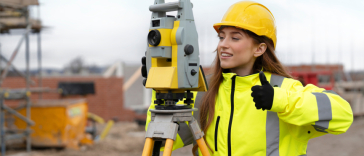 Wo Präzision zählt: Starte deine Ausbildung als Geomatiker/in Mit Daten die Welt vermessen: Deine Ausbildung als Geomatiker/in