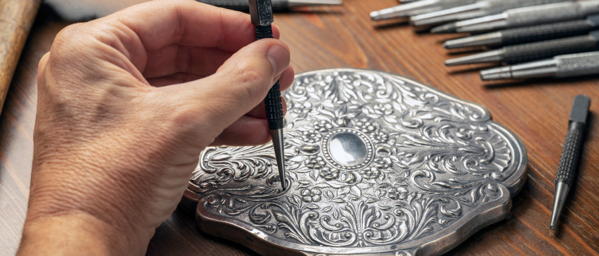Aus Silber wird Kunst: Deine Ausbildung als Silberschmied/in